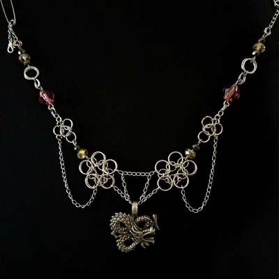 Колье с драконом